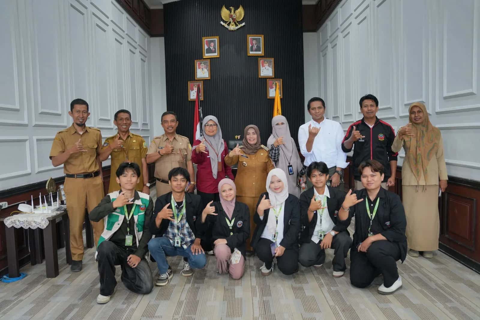 Bupati Sinjai Ratnawati Arif menerima audiensi HIMATIK-PNUP di ruang kerja