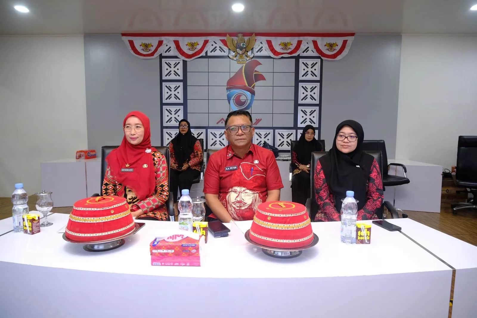 Andy Azis membuka webinar keamanan siber ASN di Peace Room Kantor Bupati Gowa