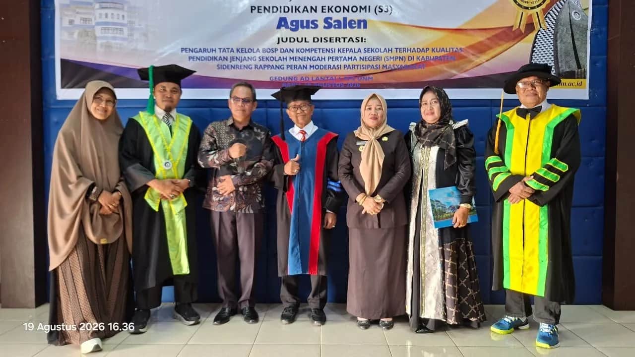 Wabup Sidrap Nurkanaah menghadiri ujian promosi doktor Agus Salen di Program Pascasarjana UNM Makassar