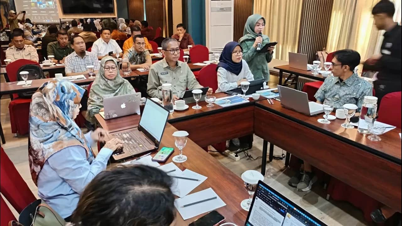 Forum FGD pengembangan infrastruktur Teluk Bone di Makassar