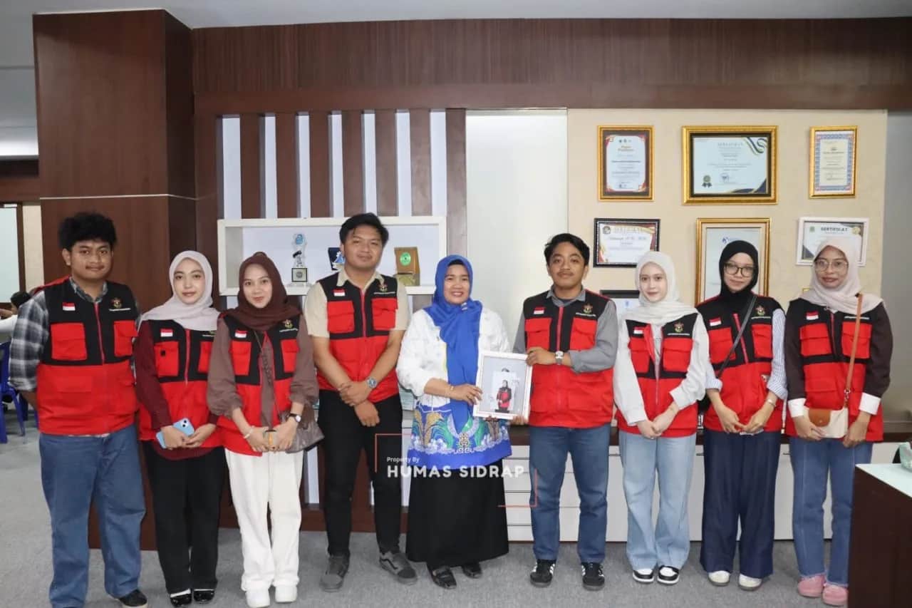 Wakil Bupati Sidrap Nurkanaah menerima audiensi mahasiswa KKN-T Unhas di ruang kerja