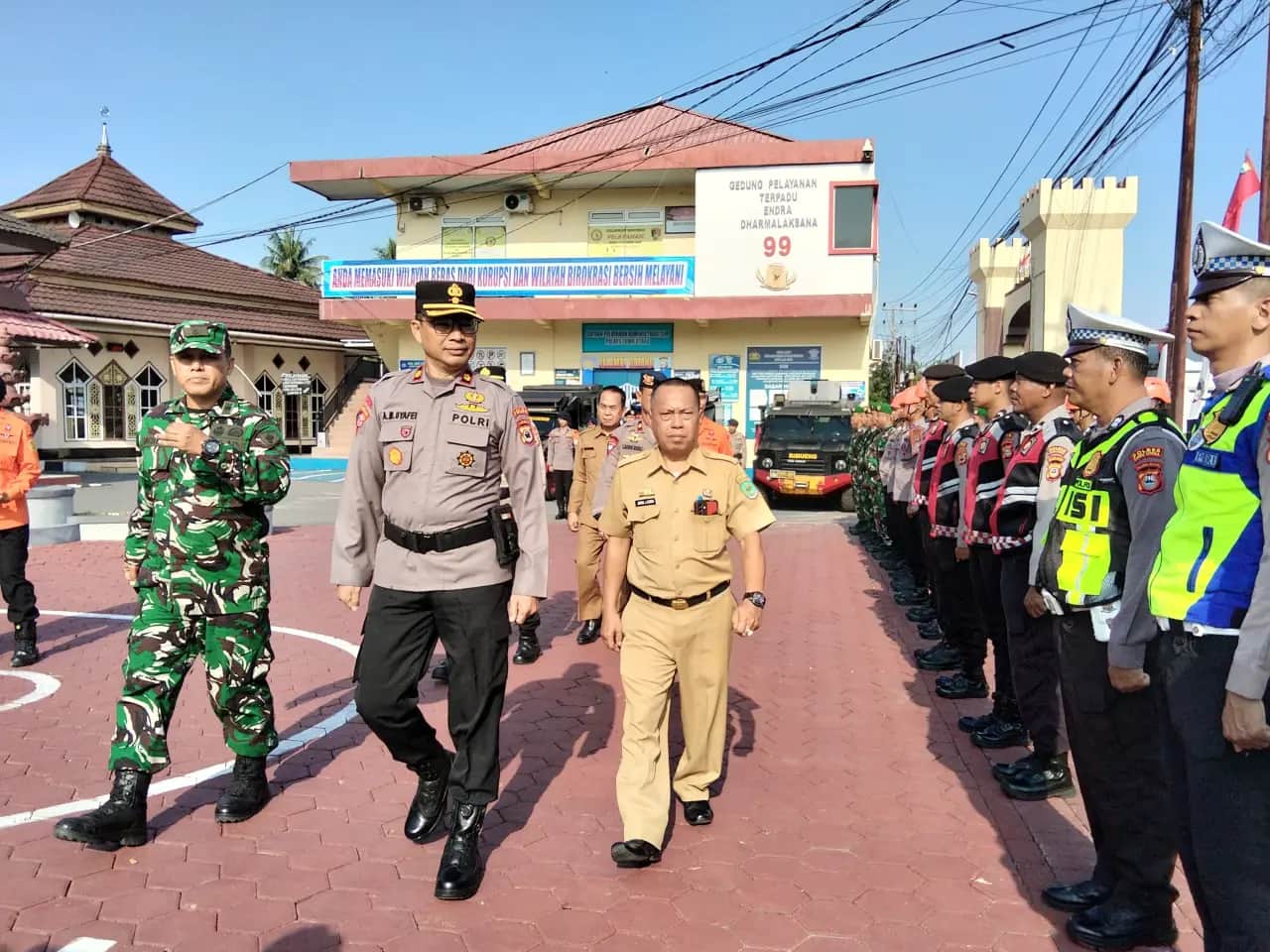 Apel siaga karhutla Polres Luwu Utara di halaman Mako Polres Masamba